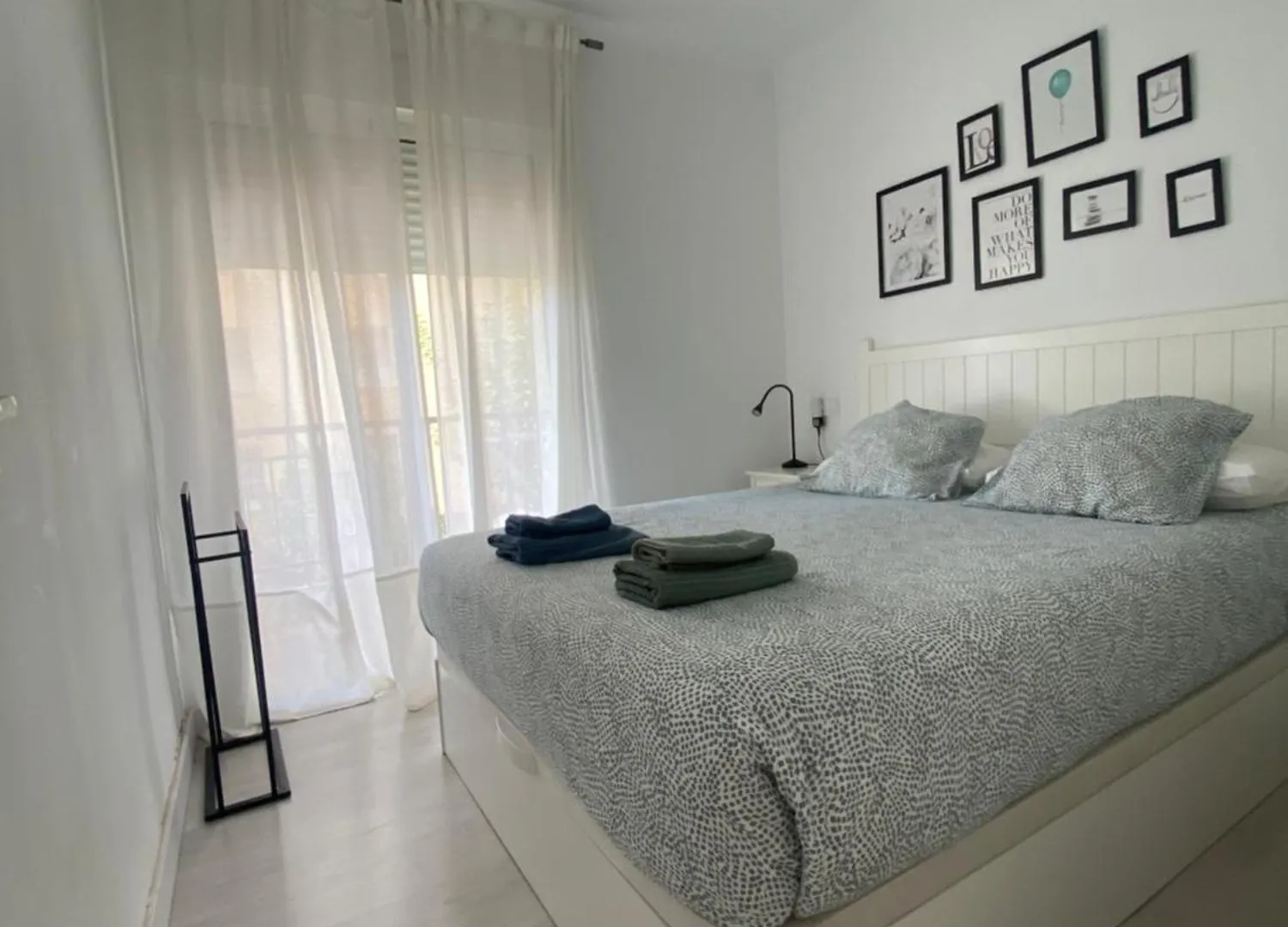 Sunny Apartment Near The Beach. Rincon de la Victoria